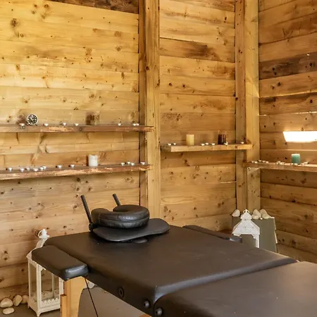 Ow Andros 4,private Whirlpool Aparthotel 4*