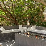 Apart Otel Ow Andros 4,private Whirlpool Kato Fellos